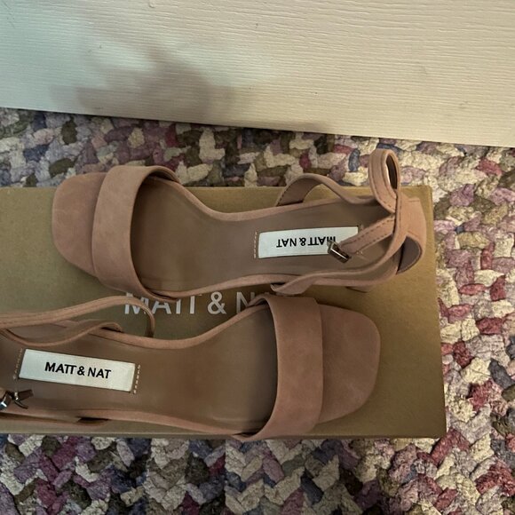 Matt & Nat Elodie Nude Vegan Suede Heels Women's US Size 6 - Picture 2 of 5